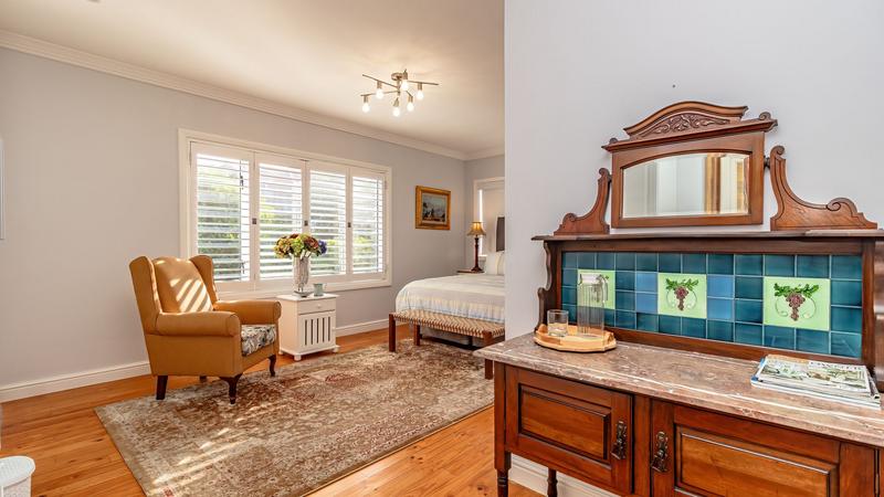 5 Bedroom Property for Sale in Southern Cross Western Cape